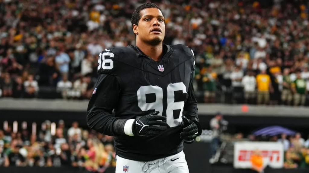 isaac rochell net worth

